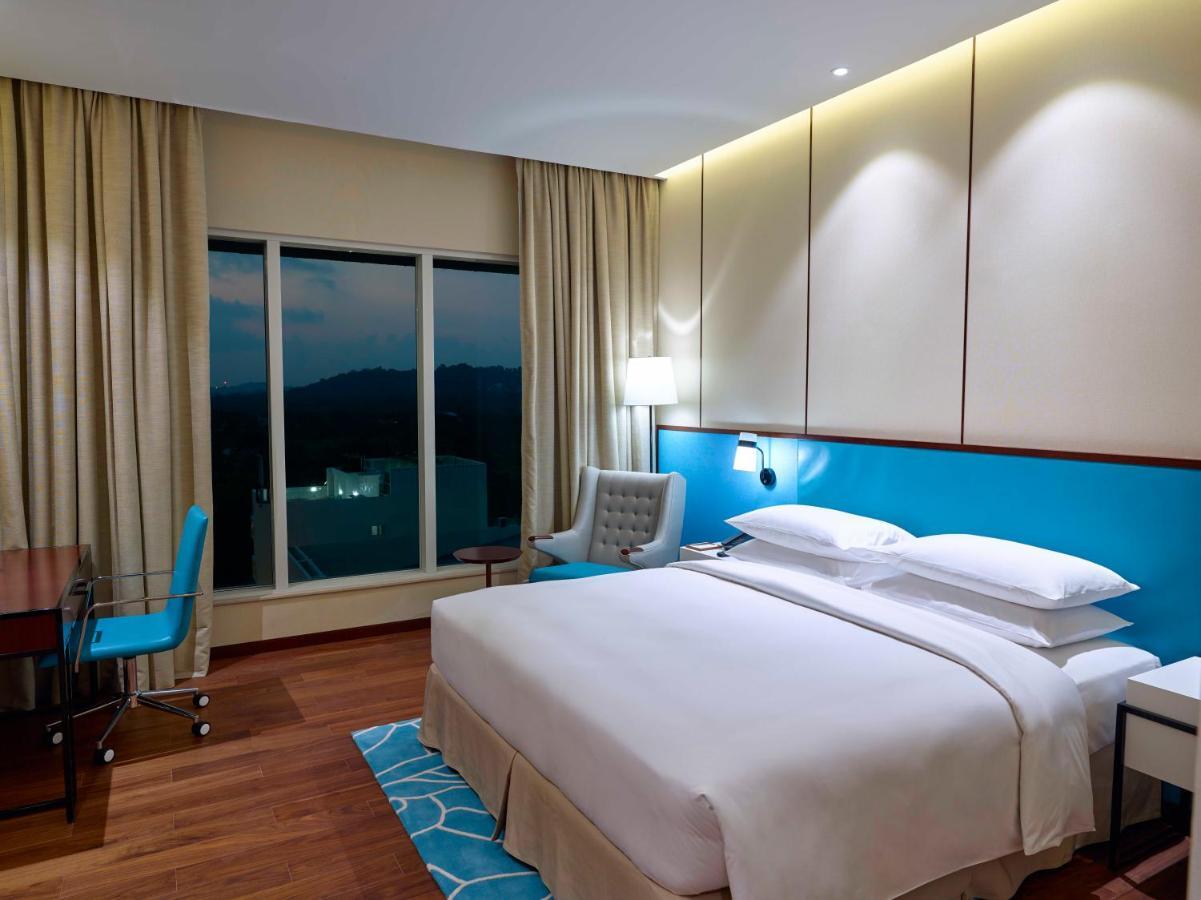 Hyatt Regency Thrissur Hotel Buitenkant foto